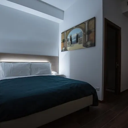 Affittacamere Enjoy Skyline 4*